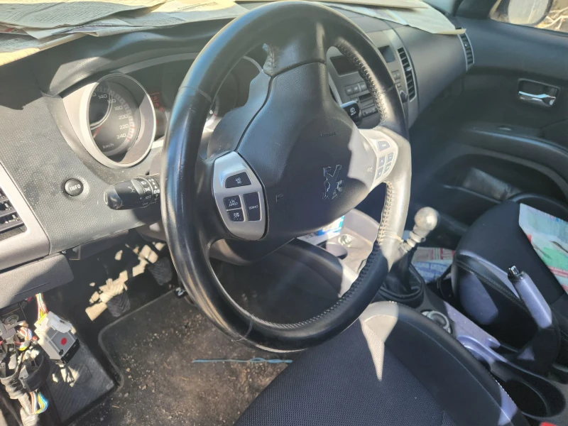 Peugeot 4007 2.2 hdi, снимка 7 - Автомобили и джипове - 49400428