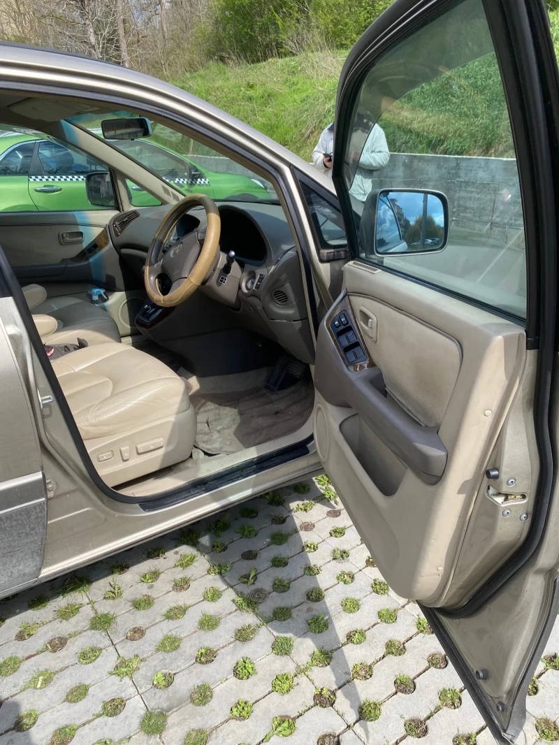 Lexus RX 300 3000 Лева Само предно предаване, снимка 8 - Автомобили и джипове - 51184532