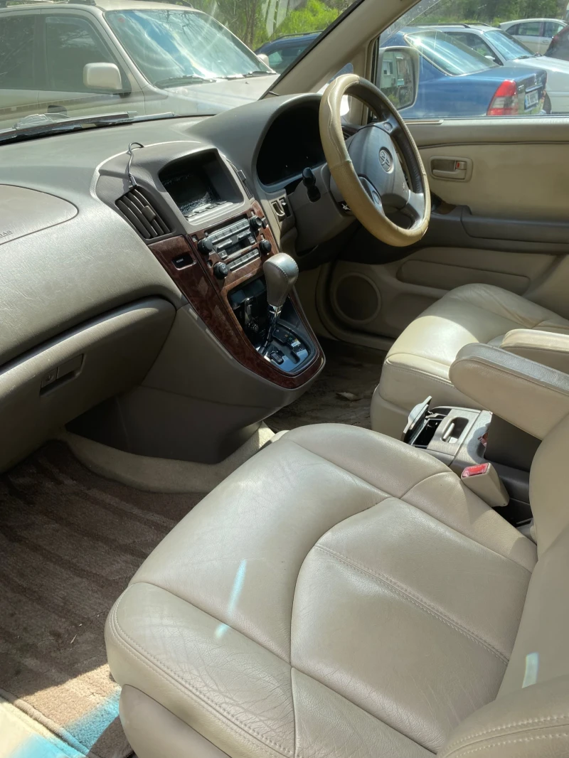 Lexus RX 300 3000 Лева Само предно предаване, снимка 9 - Автомобили и джипове - 51184532