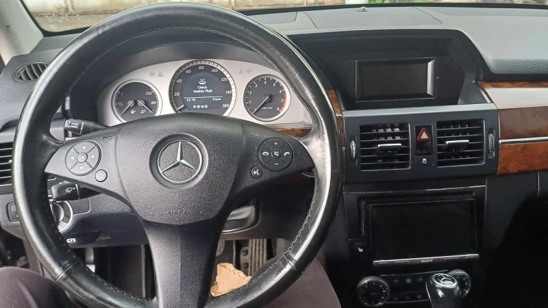 Mercedes-Benz GLK 350, снимка 3 - Автомобили и джипове - 52597993