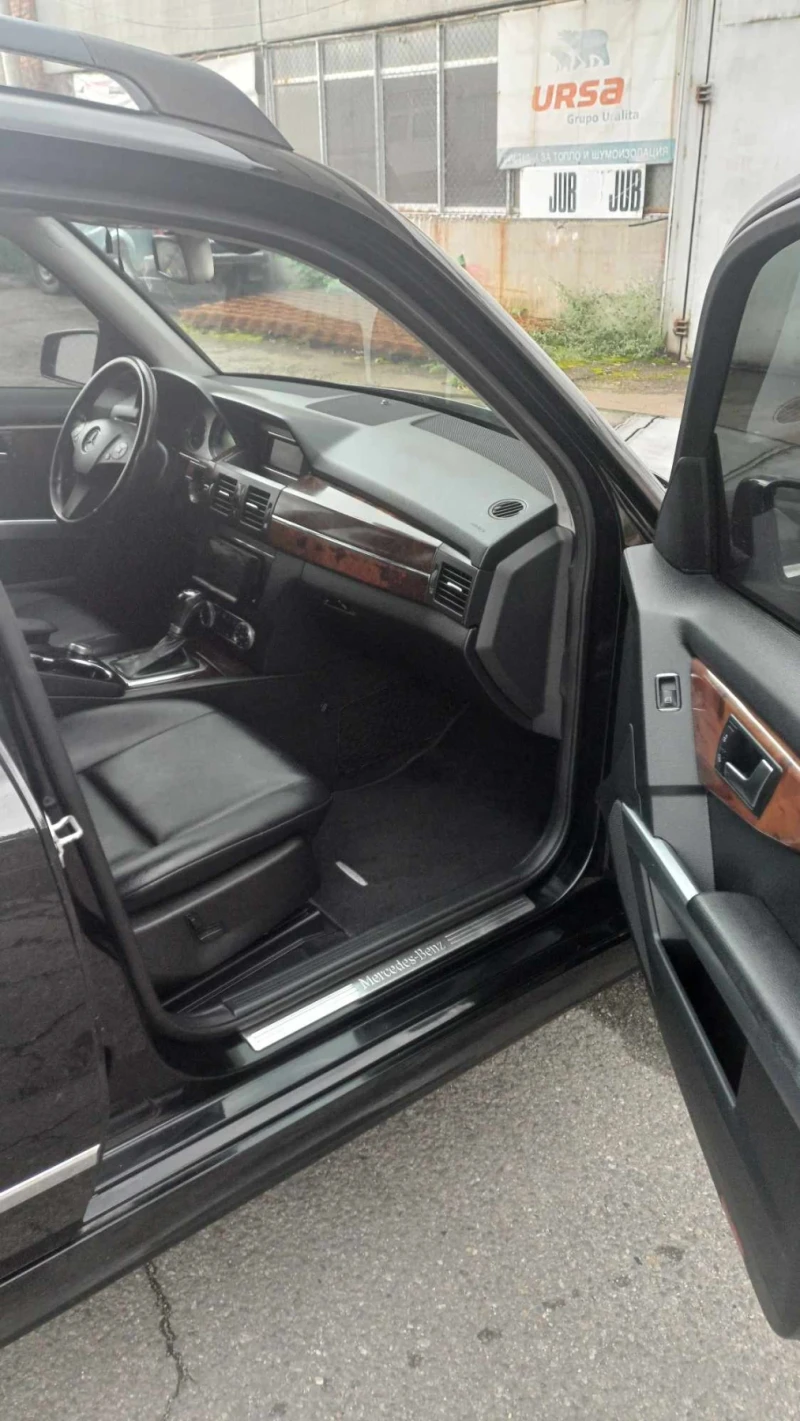Mercedes-Benz GLK 350, снимка 9 - Автомобили и джипове - 52597993