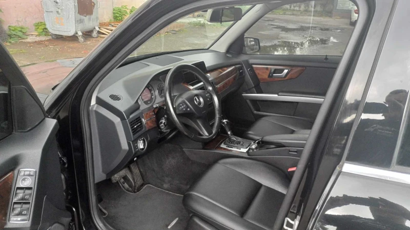 Mercedes-Benz GLK 350, снимка 6 - Автомобили и джипове - 52597993