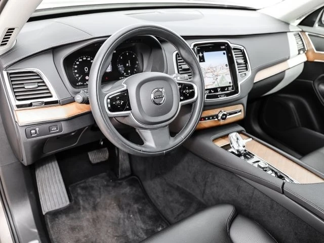 Volvo Xc90 B5, снимка 4 - Автомобили и джипове - 42025940