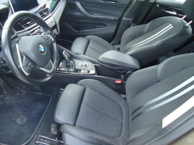 BMW X1 sDrive 20d SPORT LINE - изображение 8
