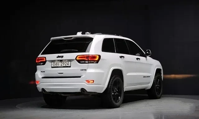 Jeep Grand cherokee 3.6 Limited WK2 - изображение 2