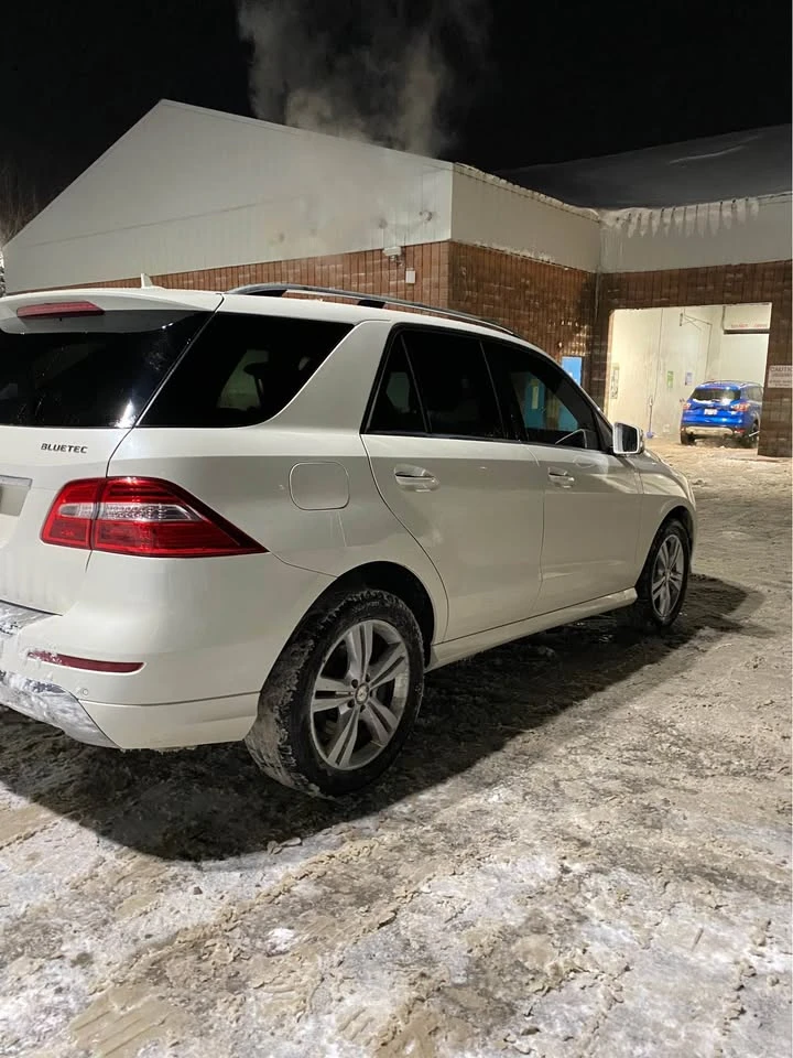 Mercedes-Benz ML 350 PANO| HEATED SEATS| MEMORY - изображение 4