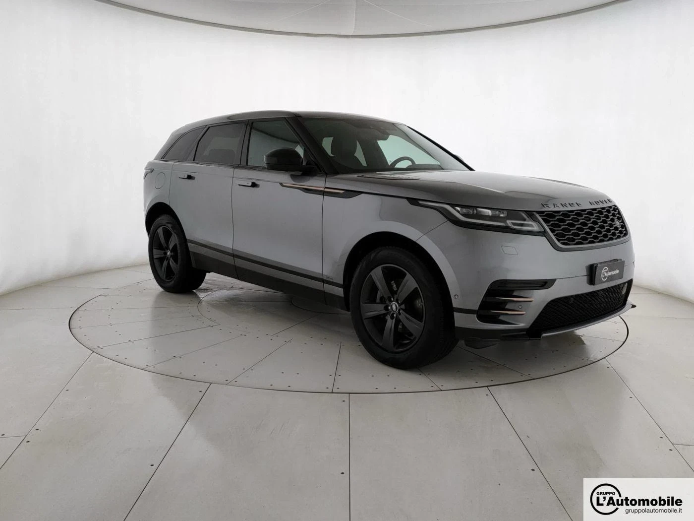 Land Rover Range Rover Velar 2.0d 180ps R-dinamic Panorama Distronic 12.2020g - [1] 