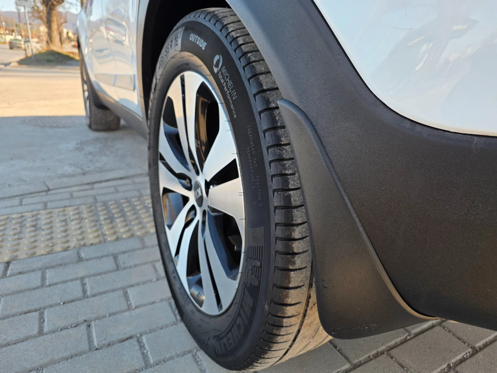 Kia Sportage 122x.km 2.0CRDI R AWD 184k.s - ���� ����!!! | Mobile.bg � ����������� 17