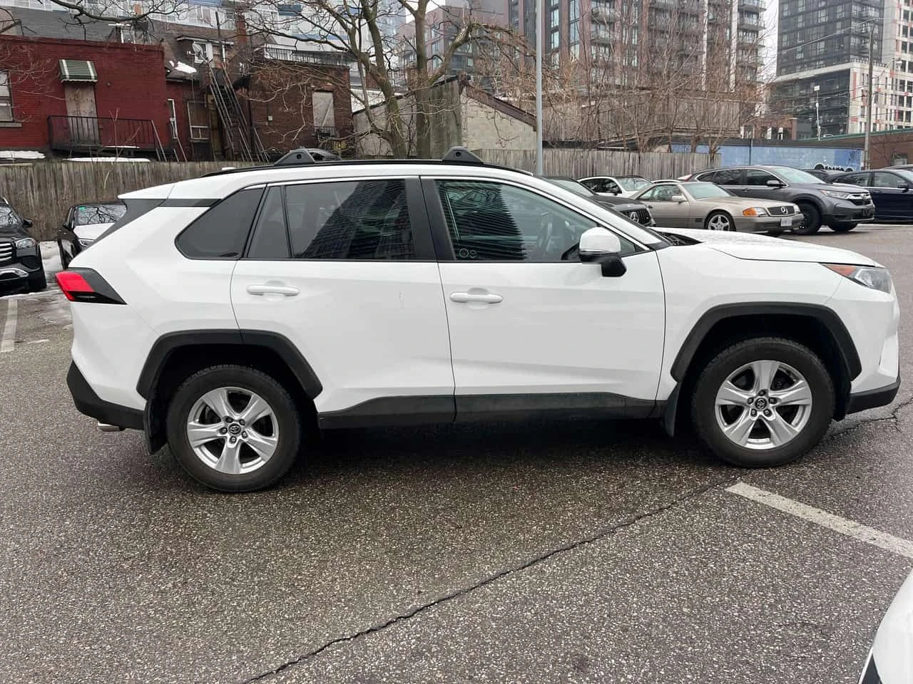 Toyota Rav4 * XLE * CARFAX * ЦЕНА ДО БГ - изображение 3