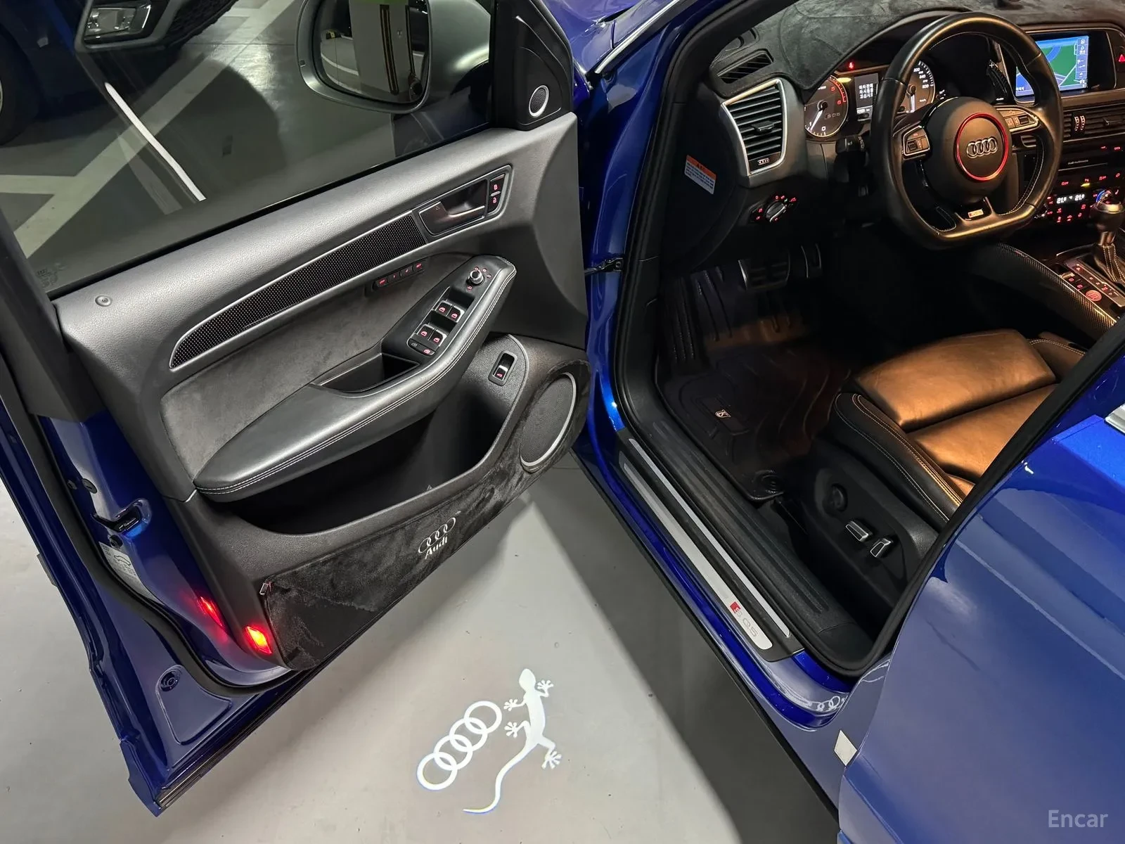 Audi SQ5 RS-PACK* FULL* 127000KM!!!, снимка 12 - Автомобили и джипове - 55055655