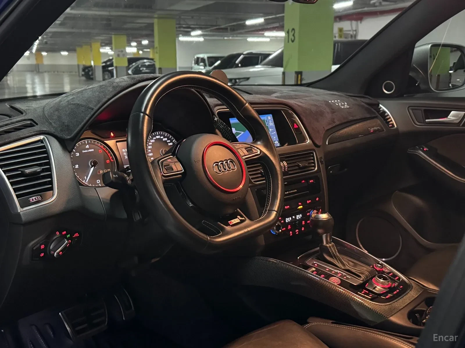 Audi SQ5 RS-PACK* FULL* 127000KM!!!, снимка 9 - Автомобили и джипове - 55055655