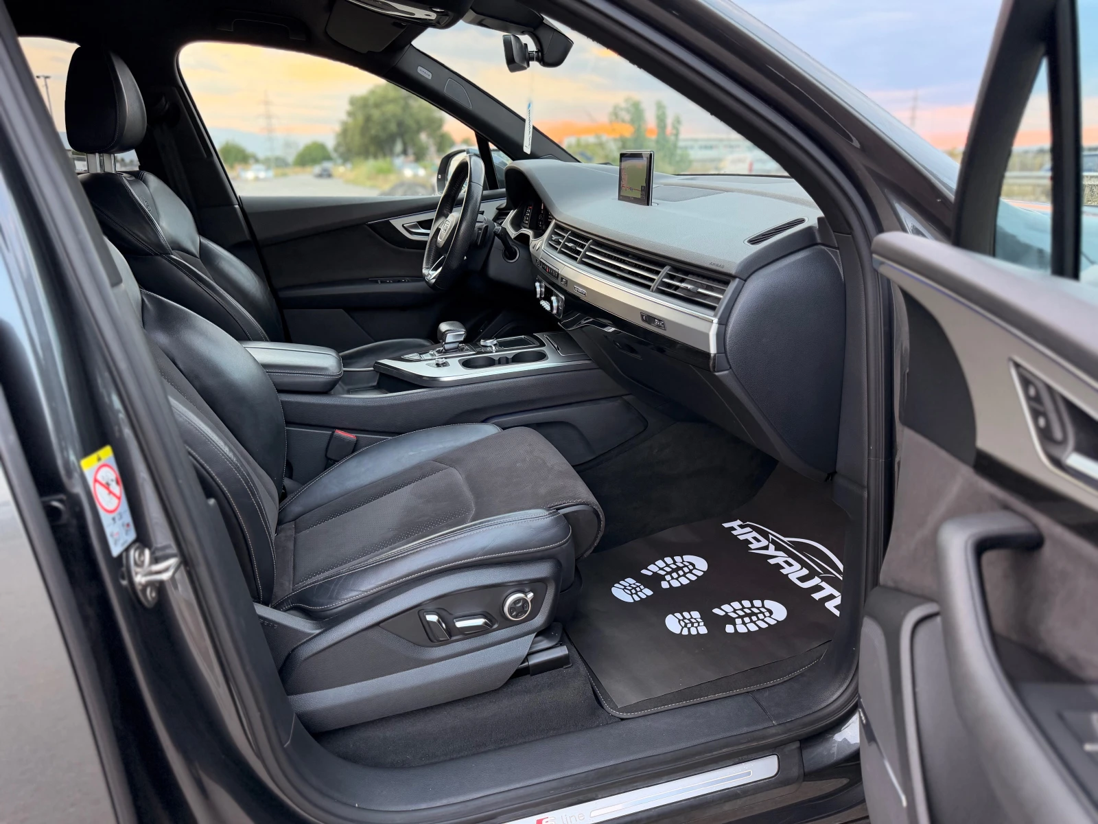Audi Q7 50TDI= QUATTRO= S-LINE= KEYLESS= 7МЕСТА= , снимка 11 - Автомобили и джипове - 55665430