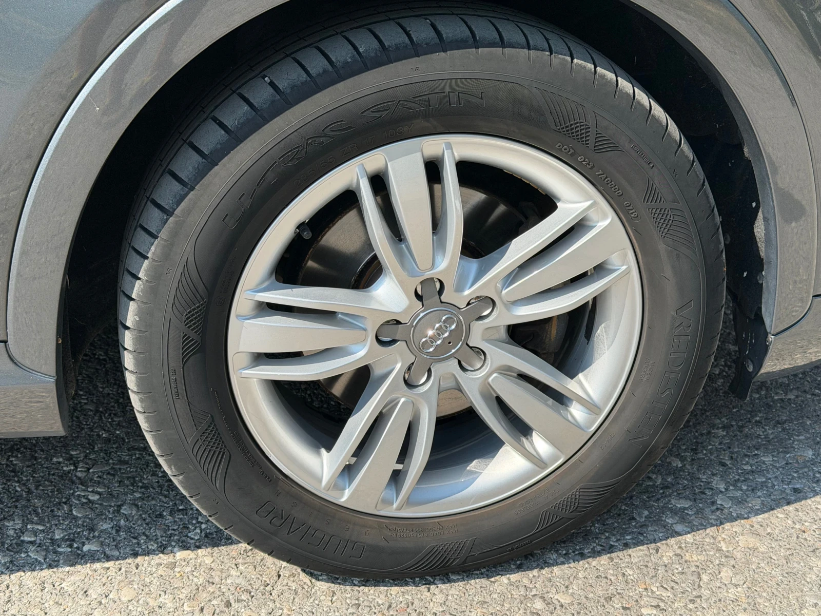 Audi Q3 2.0TDI/4x4, снимка 14 - Автомобили и джипове - 55790880