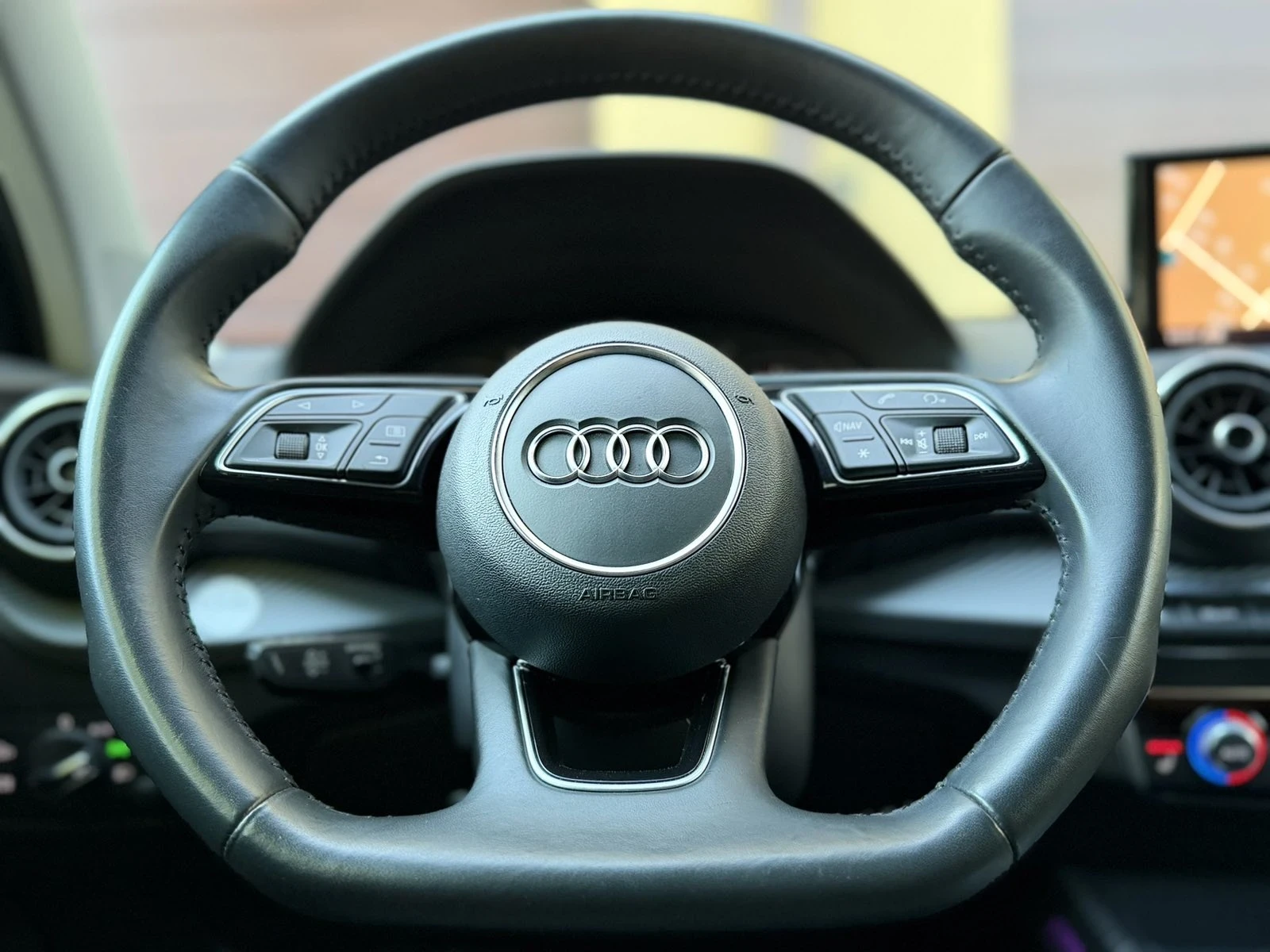 Audi Q3 2.0TDI/4x4 | Mobile.bg � ����������� 12