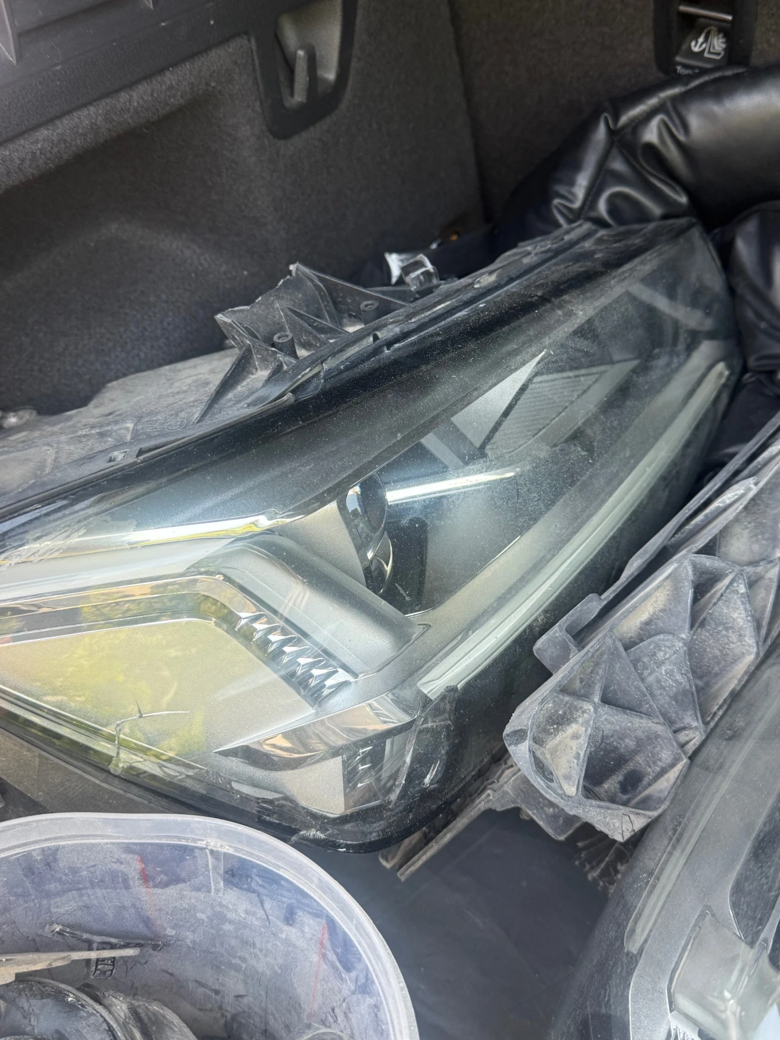 Audi Q2, снимка 7 - Автомобили и джипове - 56255343