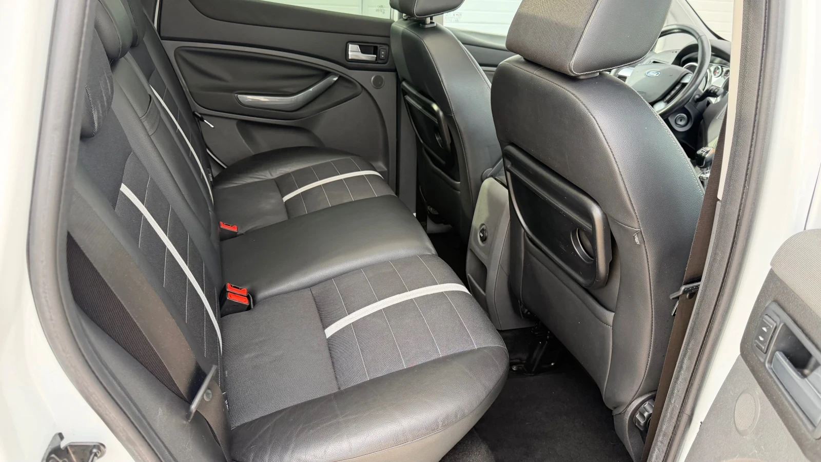 Ford Kuga 2.0tdci 136�.�* 4x4* Titanium* Panorama*  | Mobile.bg � ����������� 16