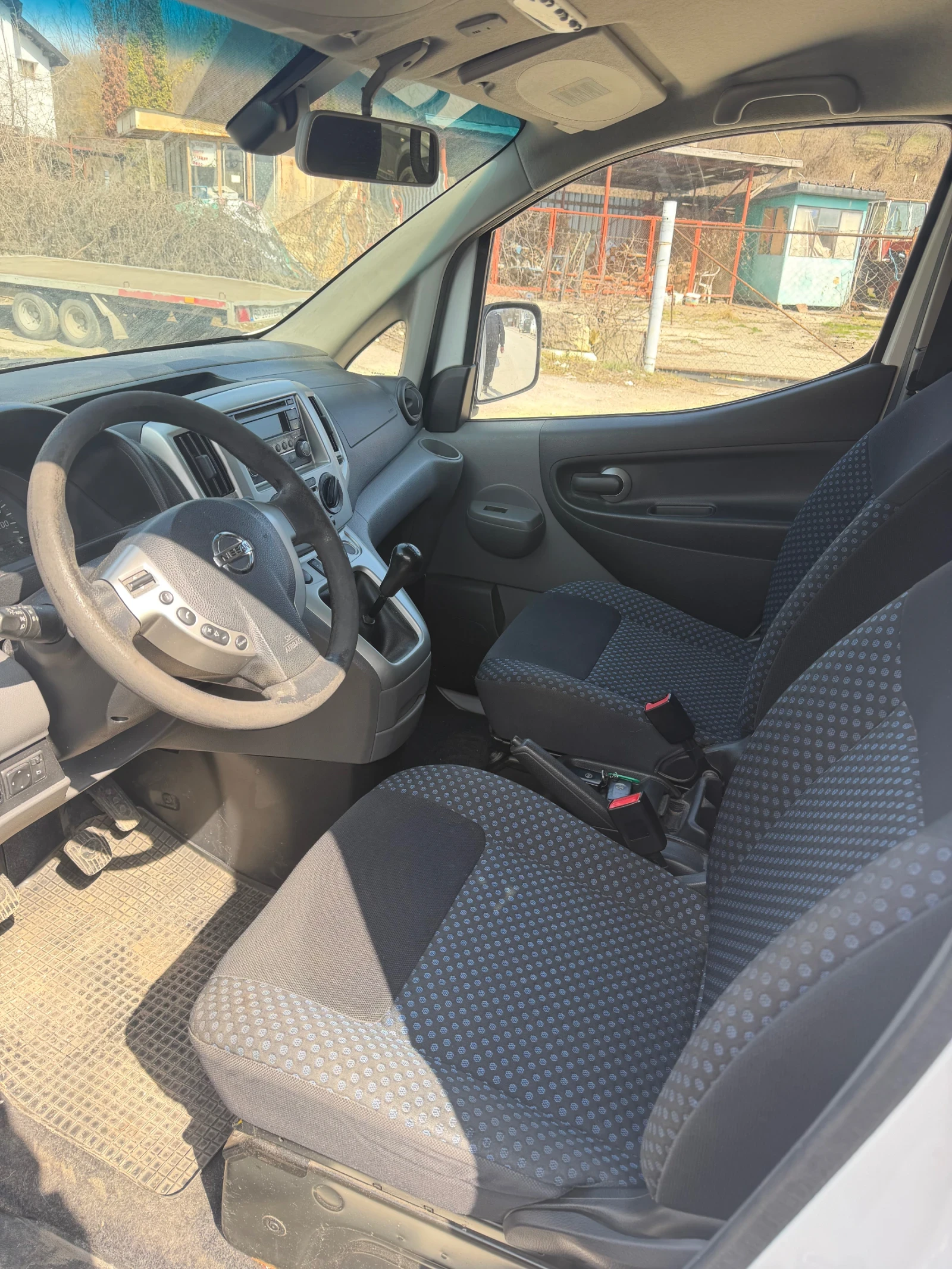 Nissan NV200 1.5dci , снимка 12 - Бусове и автобуси - 53846537