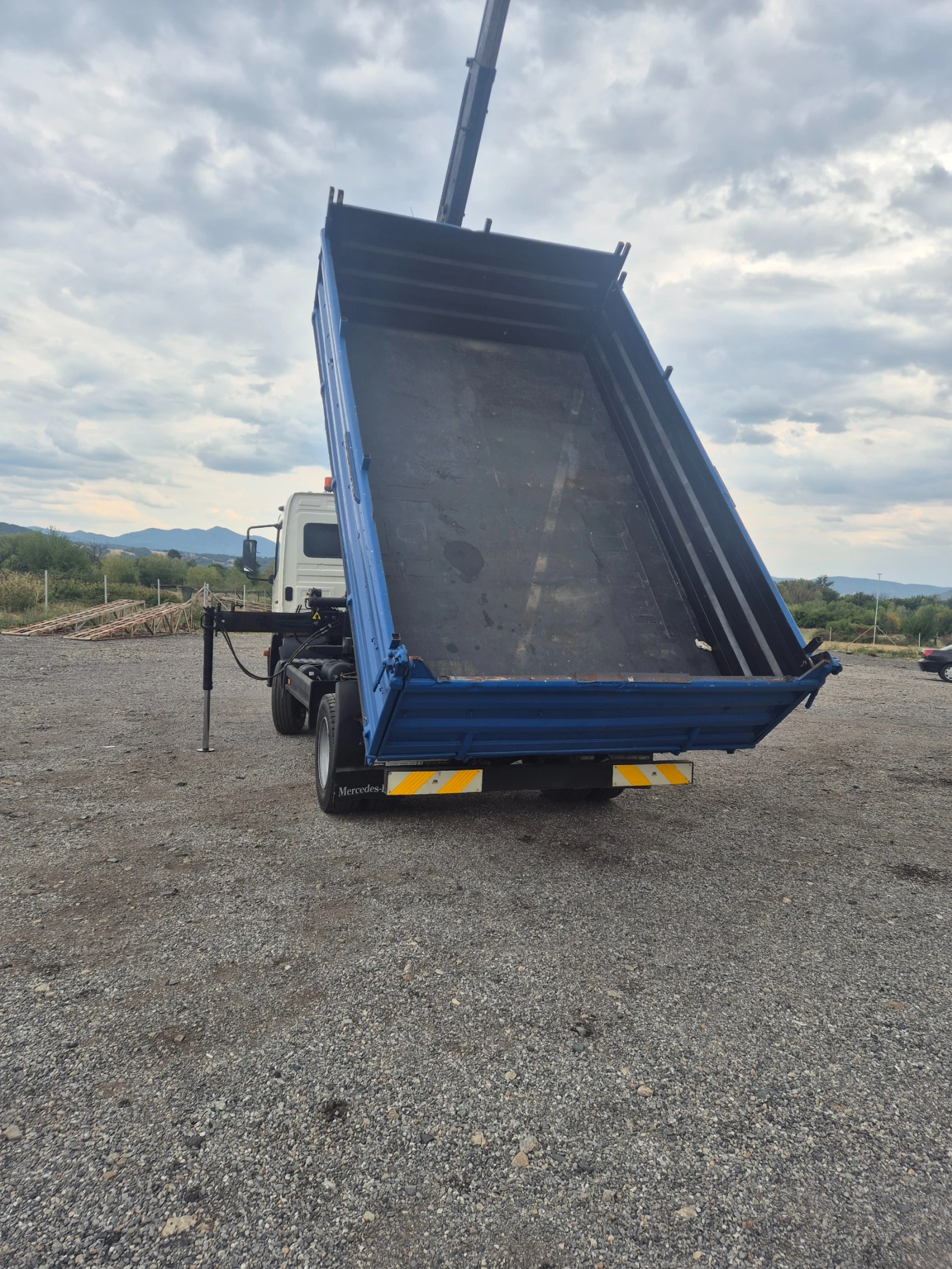 Mercedes-Benz Atego 1217 самосвал+ кран  - изображение 5