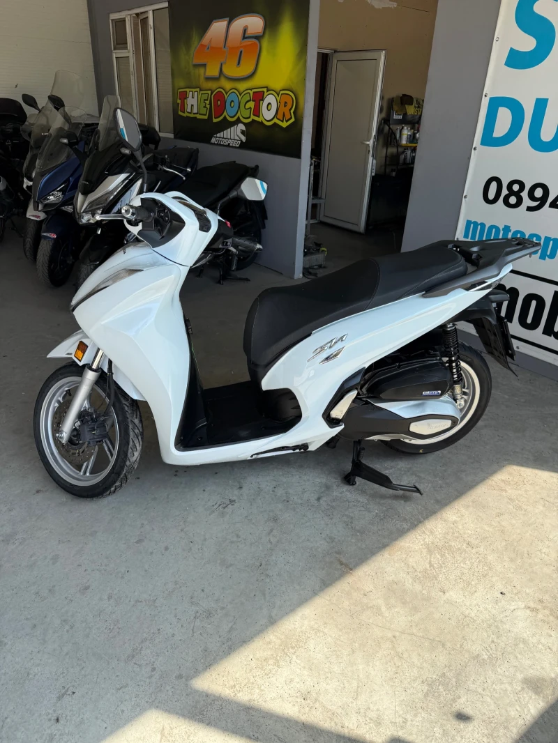 Honda Sh Abs, Led-2022г, снимка 4 - Мотоциклети и мототехника - 51061526