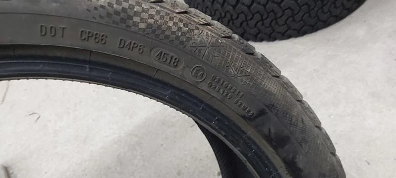 Гуми Зимни 245/40R19, снимка 6 - Гуми и джанти - 34696640