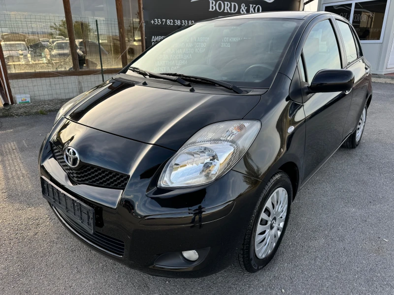 Toyota Yaris 1.3vvti -6 speed, снимка 1 - Автомобили и джипове - 47707321