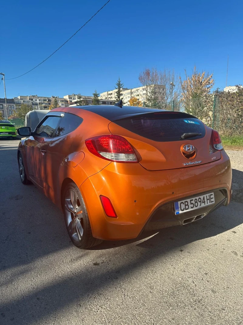 Hyundai Veloster  1.6 GDI, снимка 4 - Автомобили и джипове - 48007359