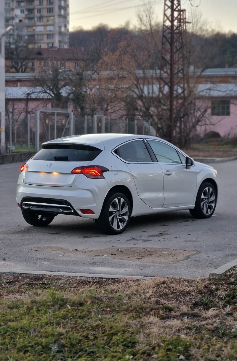 Citroen DS4 1.6HDi Перла, снимка 6 - Автомобили и джипове - 48147409