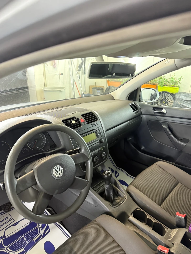 VW Golf 1.9 TDI, снимка 7 - Автомобили и джипове - 48305180