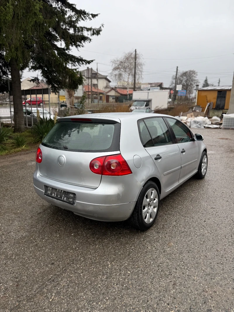 VW Golf 1.9 TDI, снимка 6 - Автомобили и джипове - 48305180