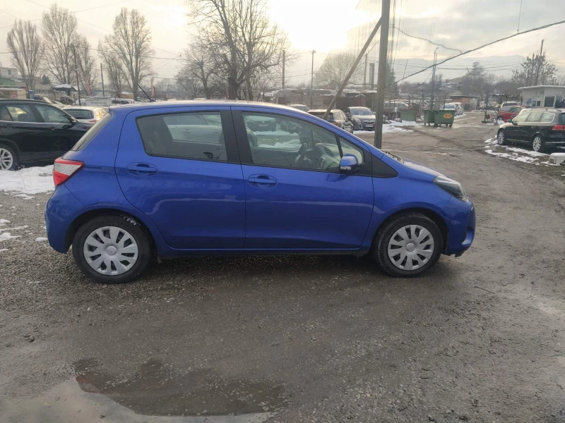 Toyota Yaris 1.5i  VVTI, снимка 6 - Автомобили и джипове - 48713408