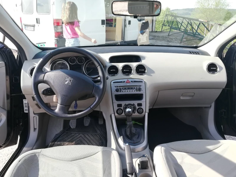 Peugeot 308 1.6HDI, снимка 9 - Автомобили и джипове - 49338374