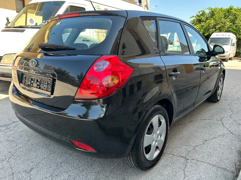 Kia Ceed 1.4i БЕНЗИН, снимка 5 - Автомобили и джипове - 50786670