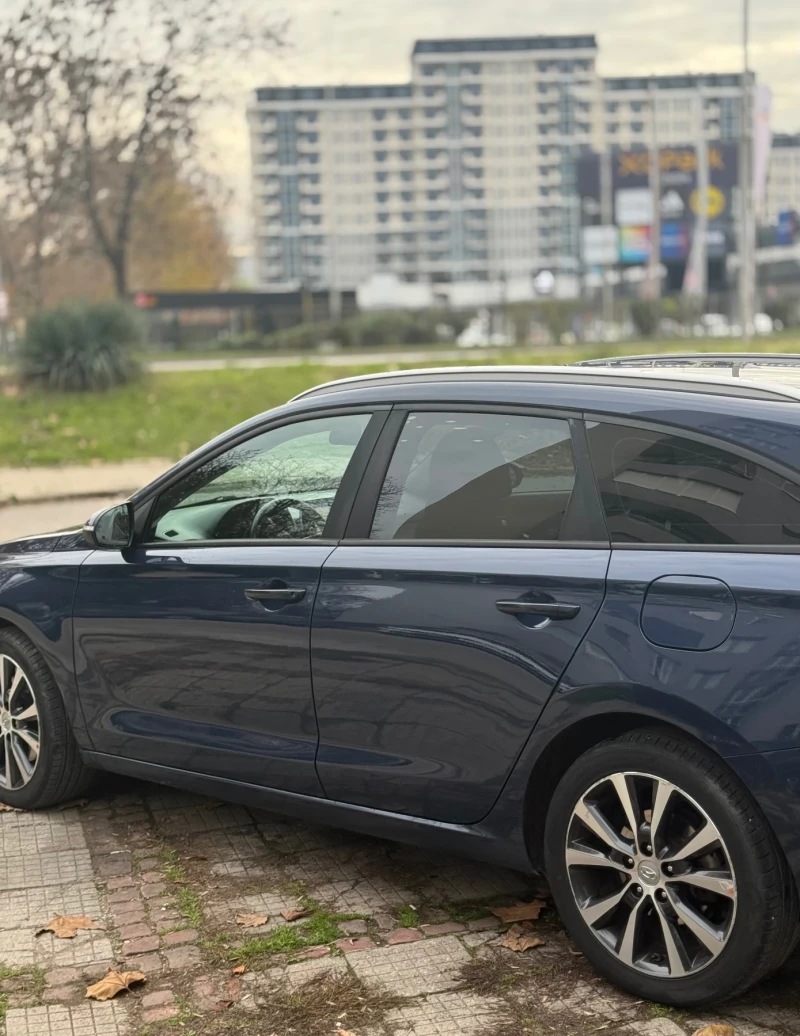 Hyundai I30 1.6, снимка 6 - Автомобили и джипове - 52725913
