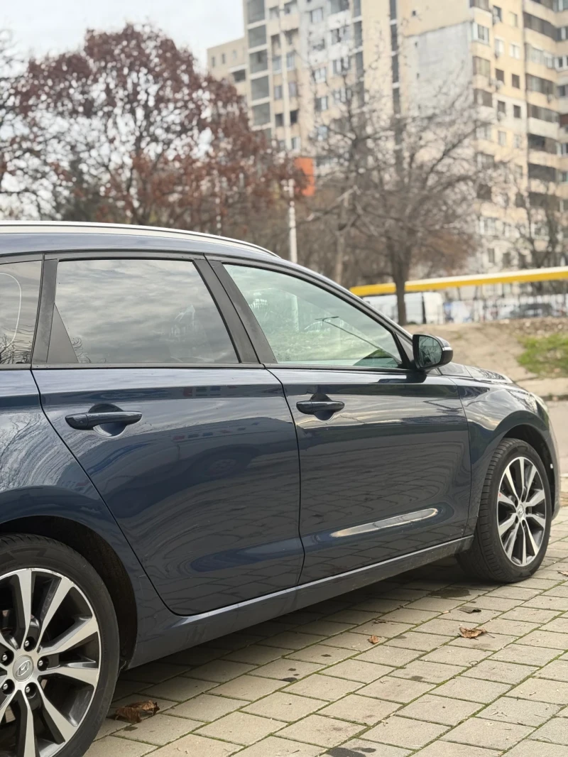 Hyundai I30 1.6, снимка 4 - Автомобили и джипове - 52725913