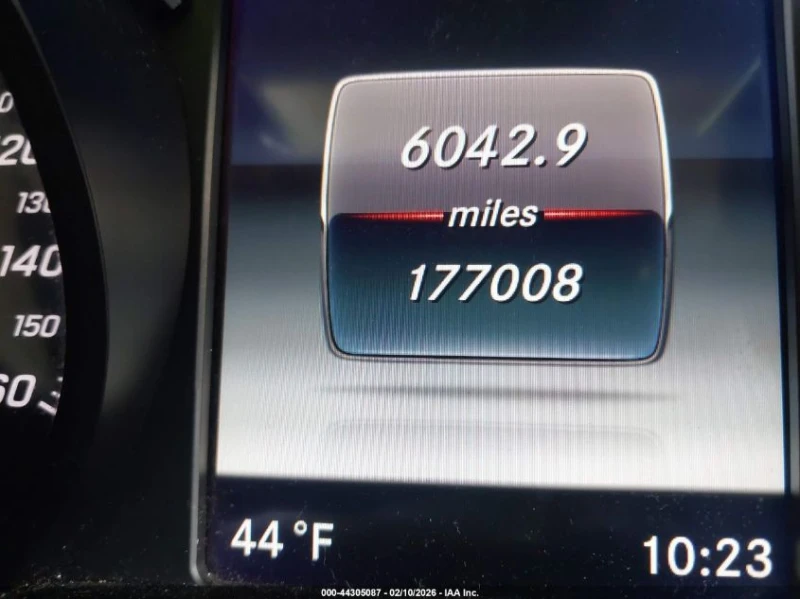 Mercedes-Benz C 300 2.0L I-4 DI, DOHC, VVT, TURBO, 241HP Rear Wheel, снимка 7 - Автомобили и джипове - 53570768