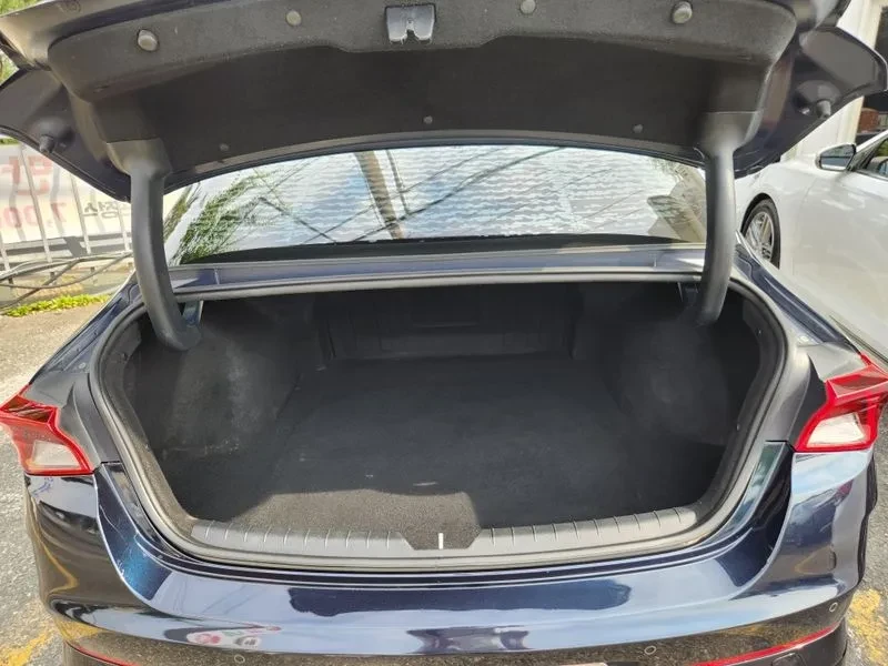 Kia K5 2.0 Noblesse, снимка 8 - Автомобили и джипове - 55736420