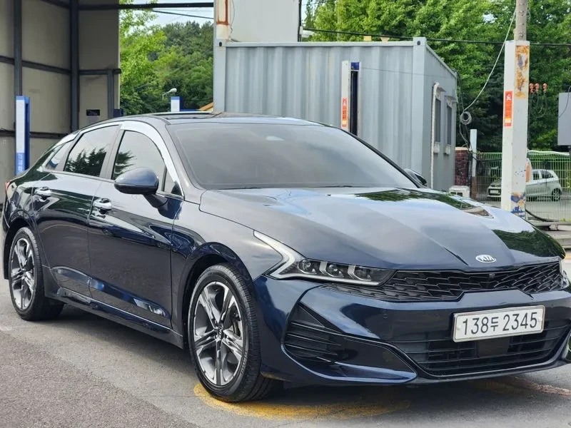 Kia K5 2.0 Noblesse, снимка 3 - Автомобили и джипове - 55736420