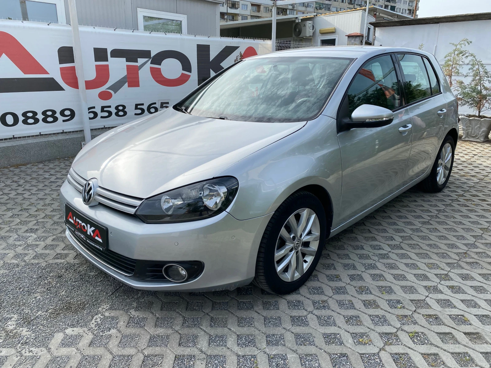 VW Golf 2.0TDI-140кс= 6ск= PARK ASSIST= АВТОПИЛОТ= НАВИ= E - изображение 6