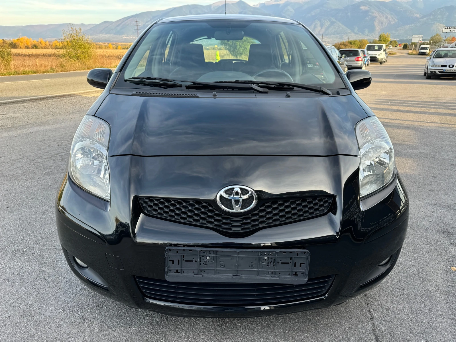 Toyota Yaris 1.3vvti -6 speed - изображение 6