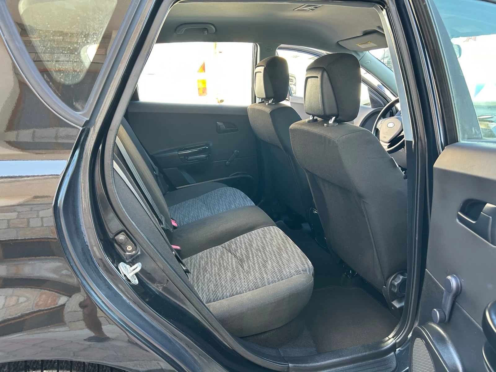 Kia Ceed 1.4i  | Mobile.bg   11