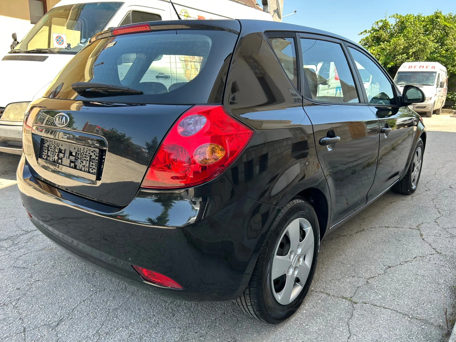Kia Ceed 1.4i БЕНЗИН - изображение 5