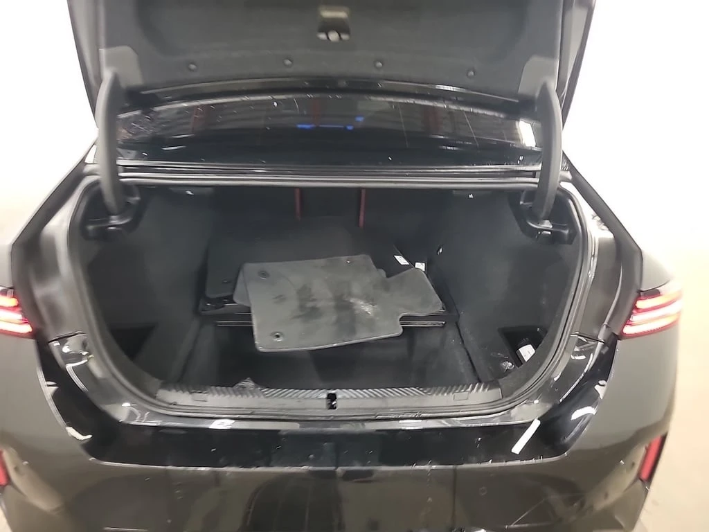 BMW i5 M60 XDRIVE  CARFAX | Mobile.bg � ����������� 16