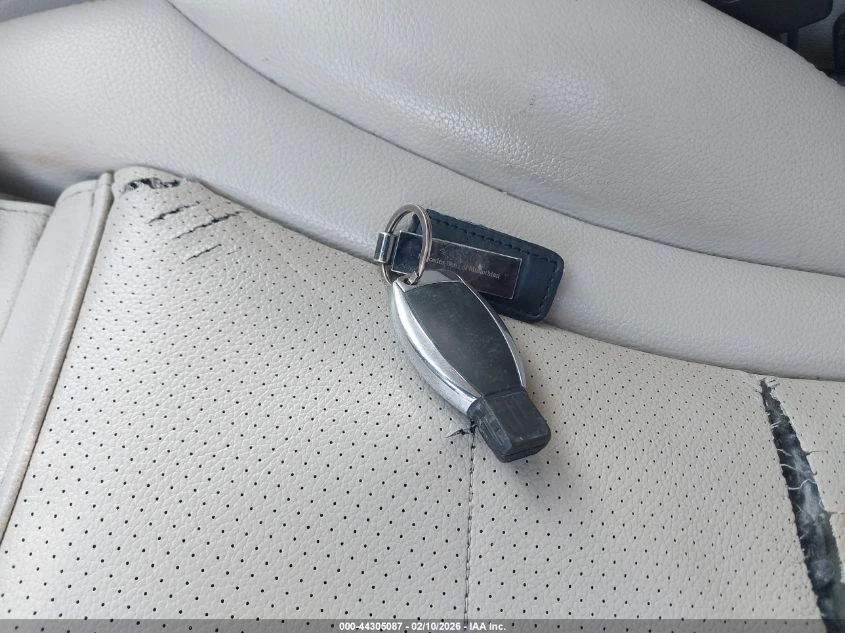 Mercedes-Benz C 300 2.0L I-4 DI, DOHC, VVT, TURBO, 241HP Rear Wheel - изображение 3