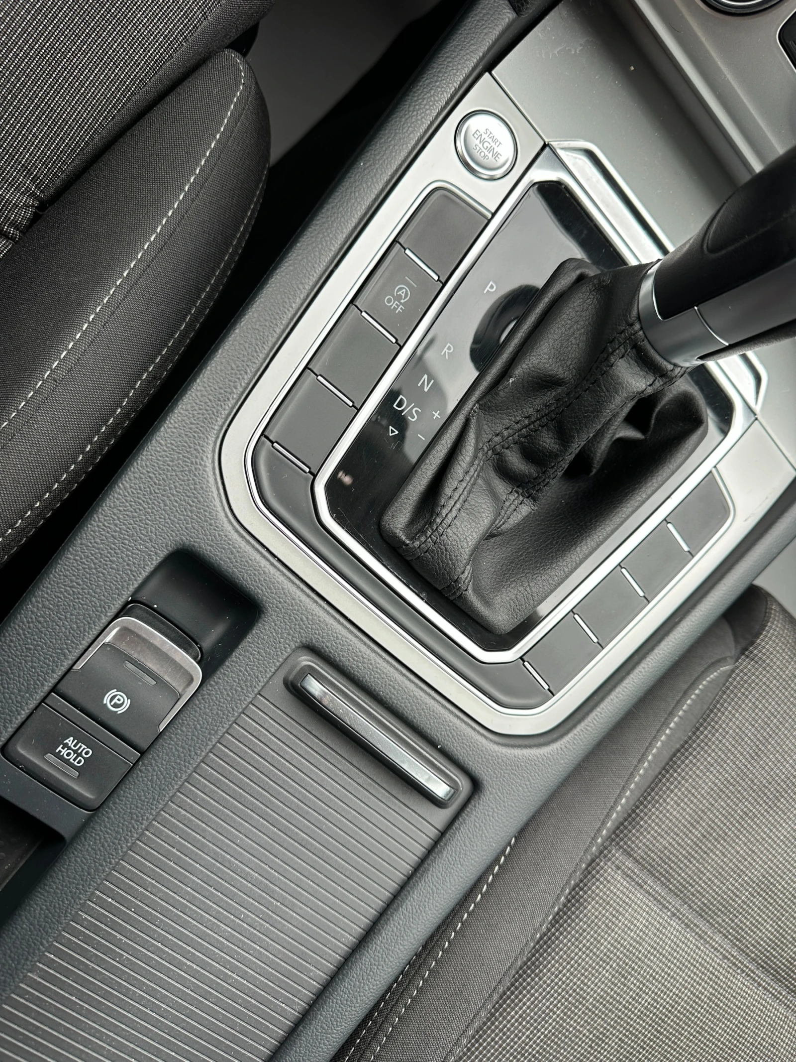 VW Passat, снимка 12 - Автомобили и джипове - 53923346