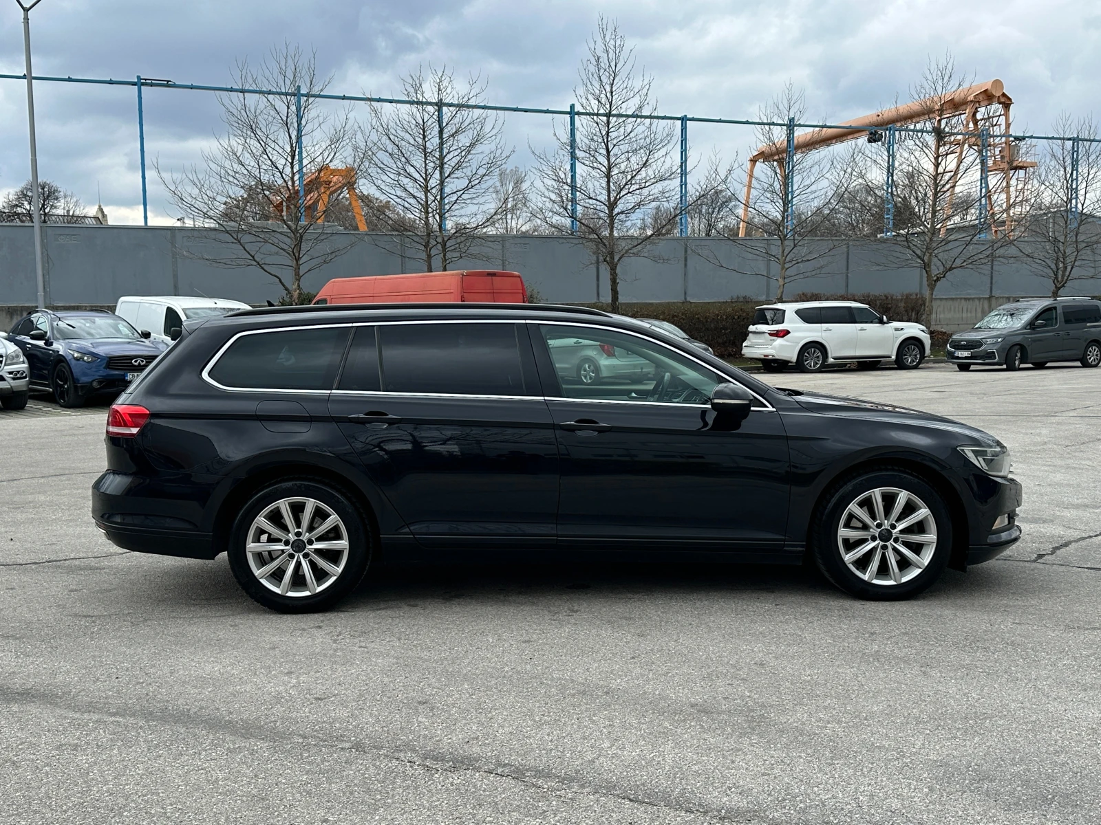 VW Passat, снимка 5 - Автомобили и джипове - 53923346