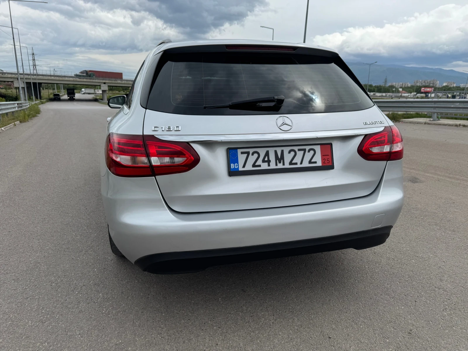 Mercedes-Benz C 180, снимка 4 - Автомобили и джипове - 54146200