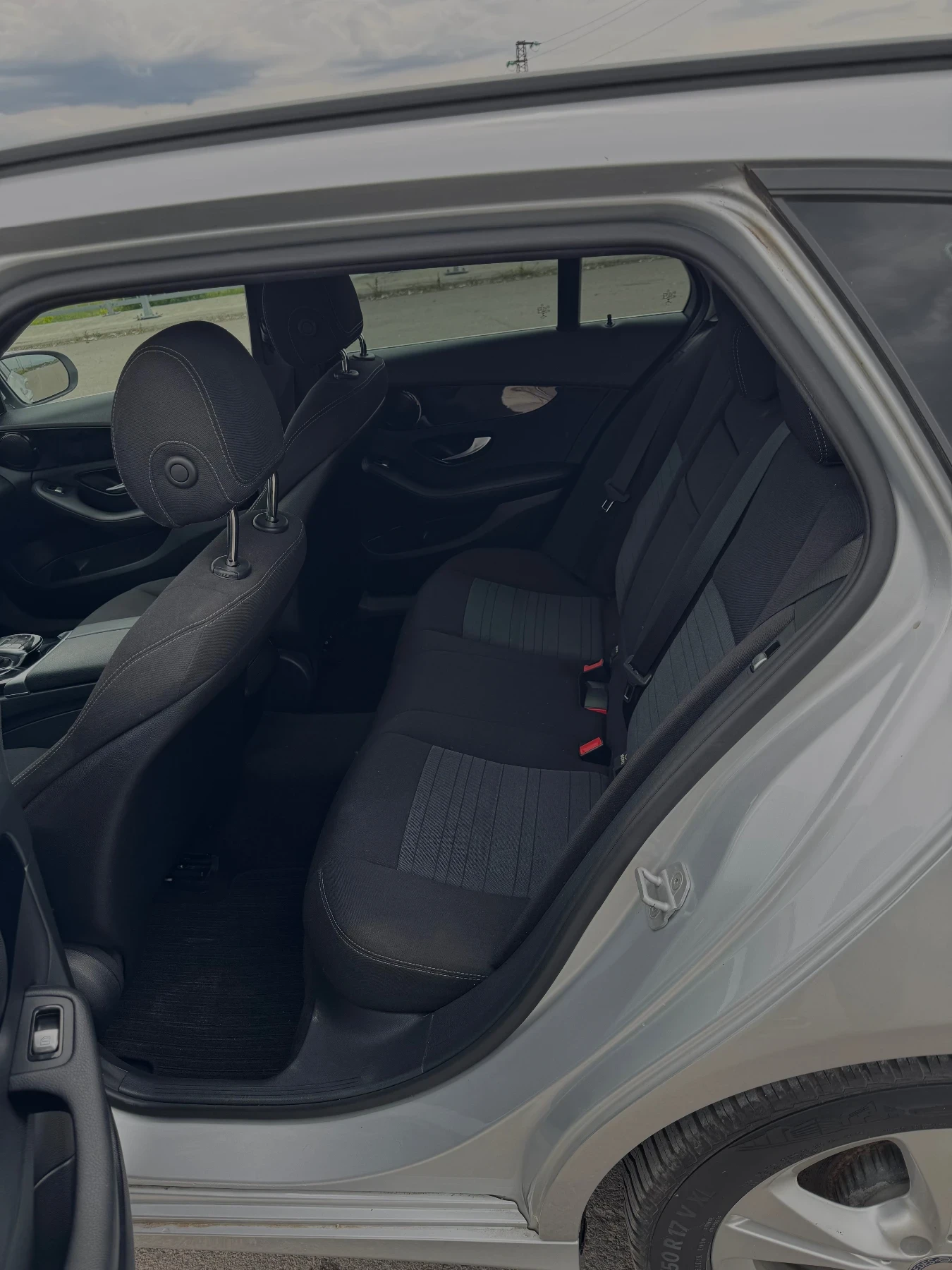 Mercedes-Benz C 180, снимка 8 - Автомобили и джипове - 54146200