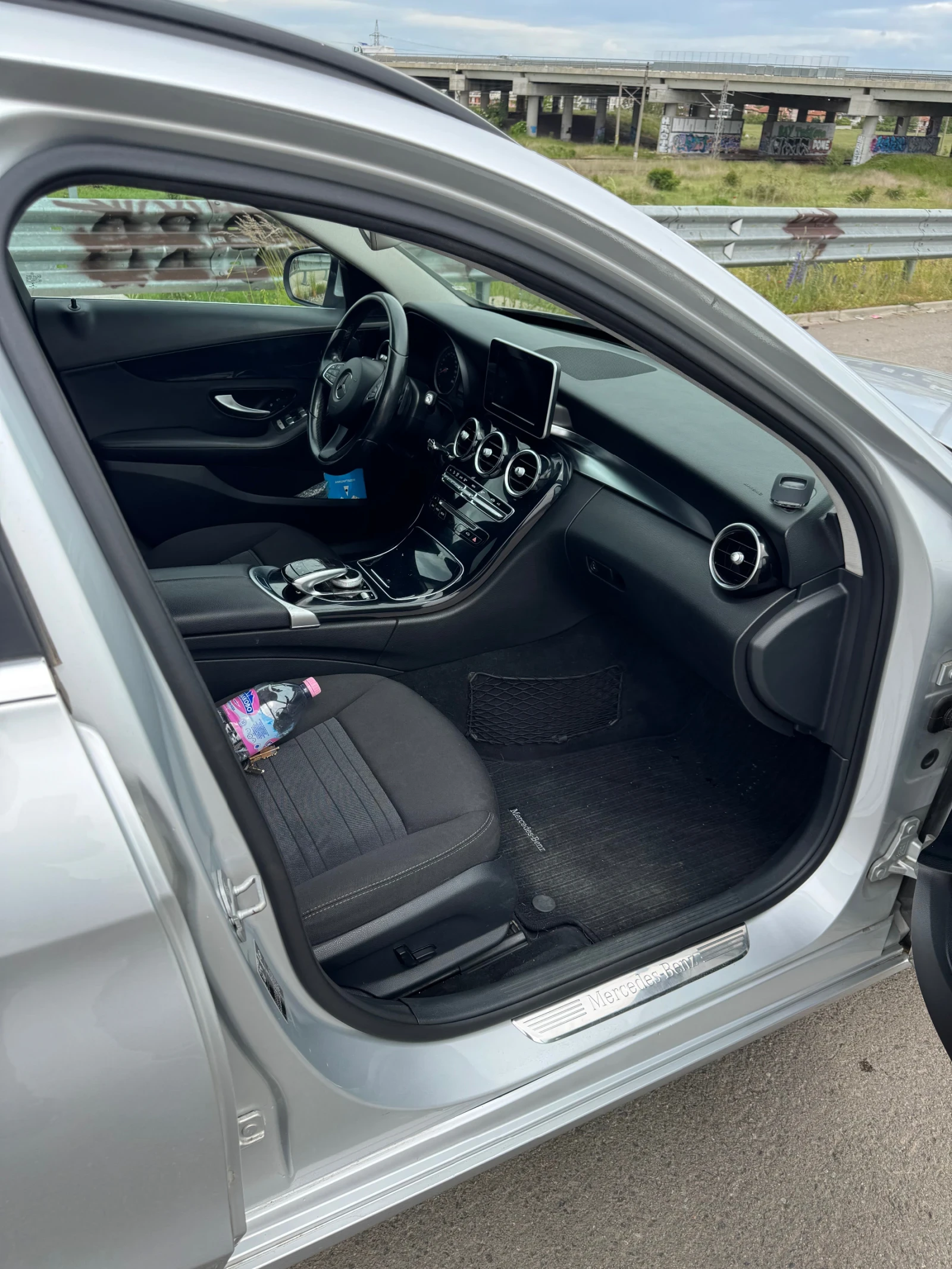 Mercedes-Benz C 180, снимка 10 - Автомобили и джипове - 54146200