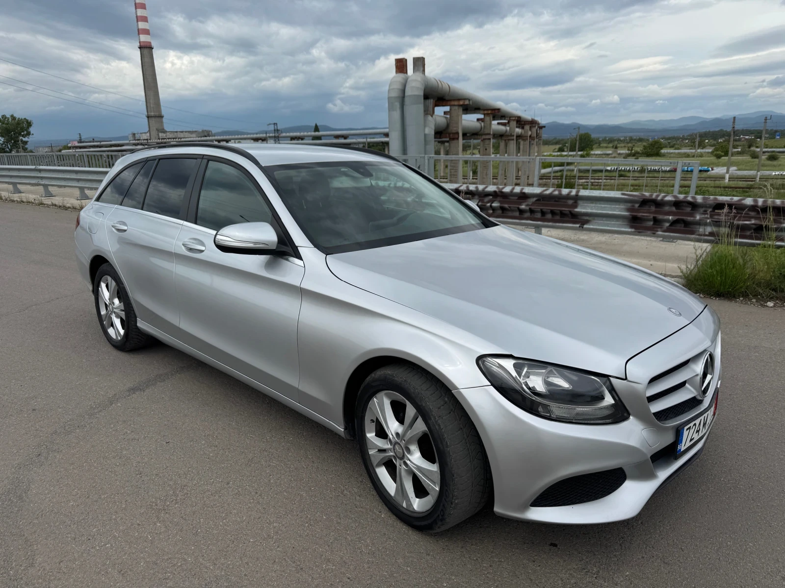 Mercedes-Benz C 180, снимка 3 - Автомобили и джипове - 54146200