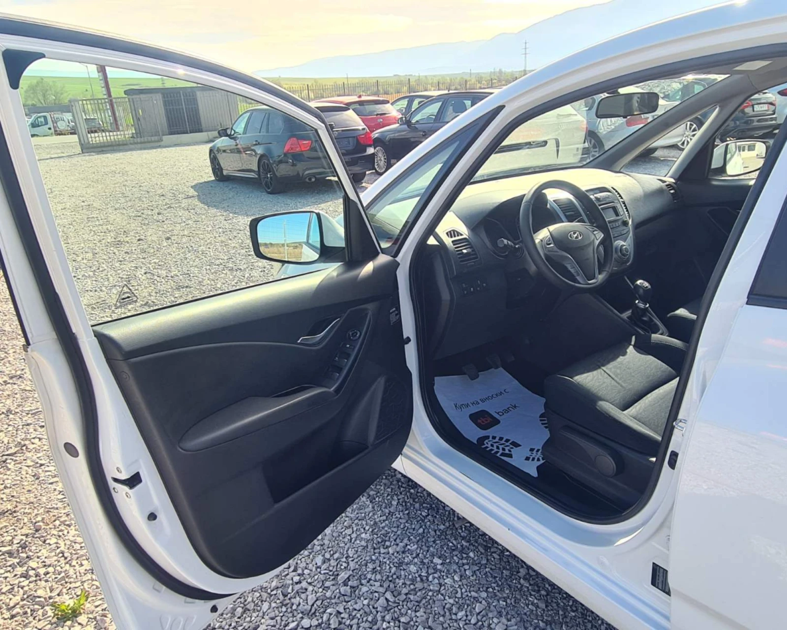 Hyundai Ix20 1.4CRDI-90�.�.�������* �����������* ��������*  | Mobile.bg � ����������� 9